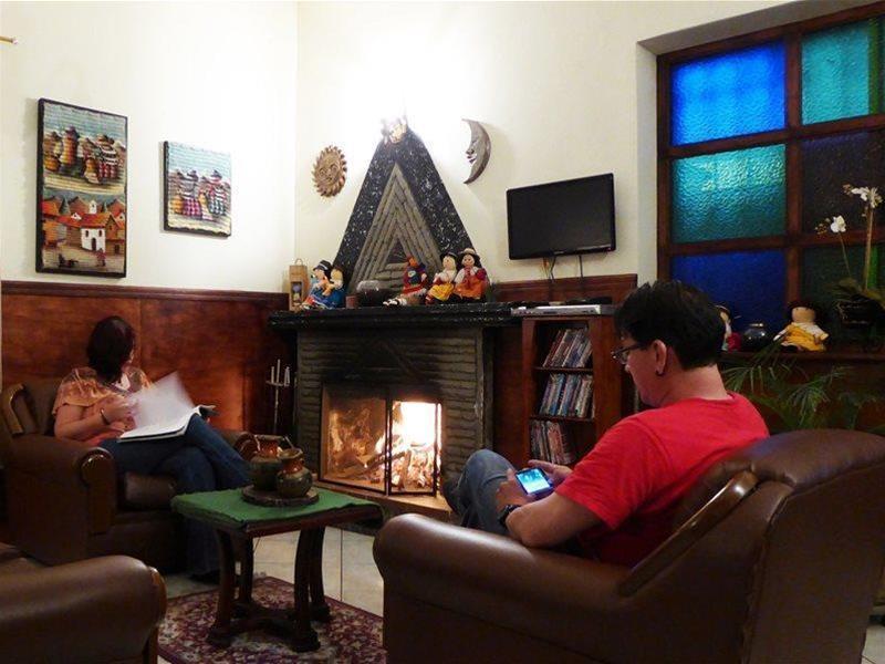 Jhomana Guesthouse Quito Zewnętrze zdjęcie