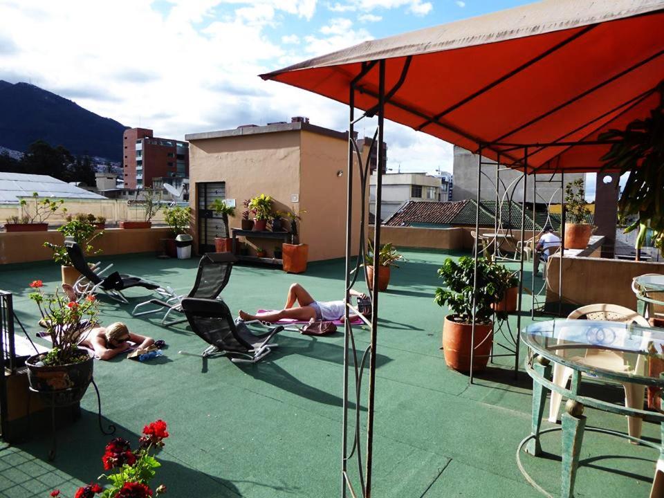 Jhomana Guesthouse Quito Zewnętrze zdjęcie